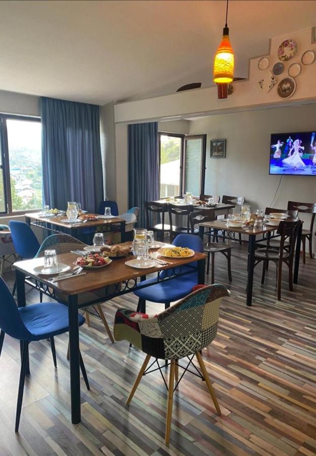 Sakhli Laghamshi Hotel Местия Екстериор снимка