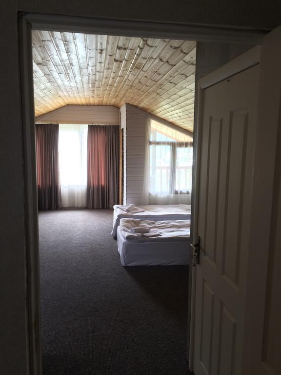 Sakhli Laghamshi Hotel Местия Екстериор снимка