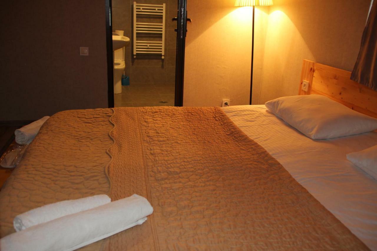Sakhli Laghamshi Hotel Местия Екстериор снимка
