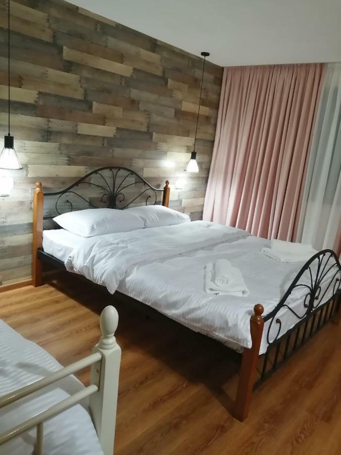 Sakhli Laghamshi Hotel Местия Екстериор снимка